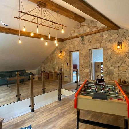 Gite Confort 15 Couchages, Vue Panoramique Montagne Hautes Alpes, Terrasses Embrun Eksteriør billede