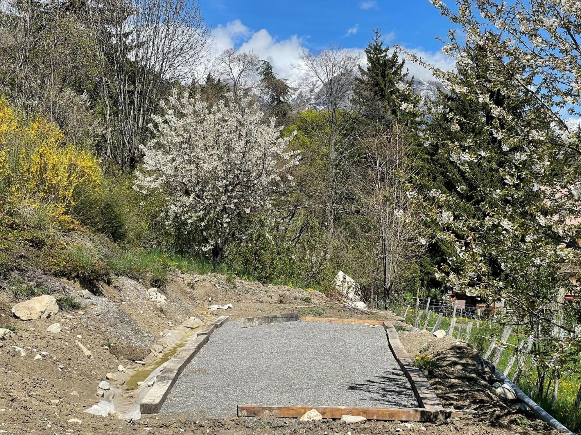Gite Confort 15 Couchages, Vue Panoramique Montagne Hautes Alpes, Terrasses Embrun Eksteriør billede